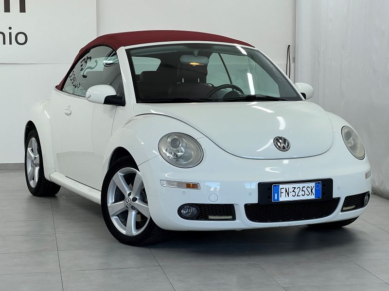 VOLKSWAGEN New Beetle Cabrio 1.9 tdi 105cv New Beetle Cabrio 1.9 tdi limited Red Edition - Autosani