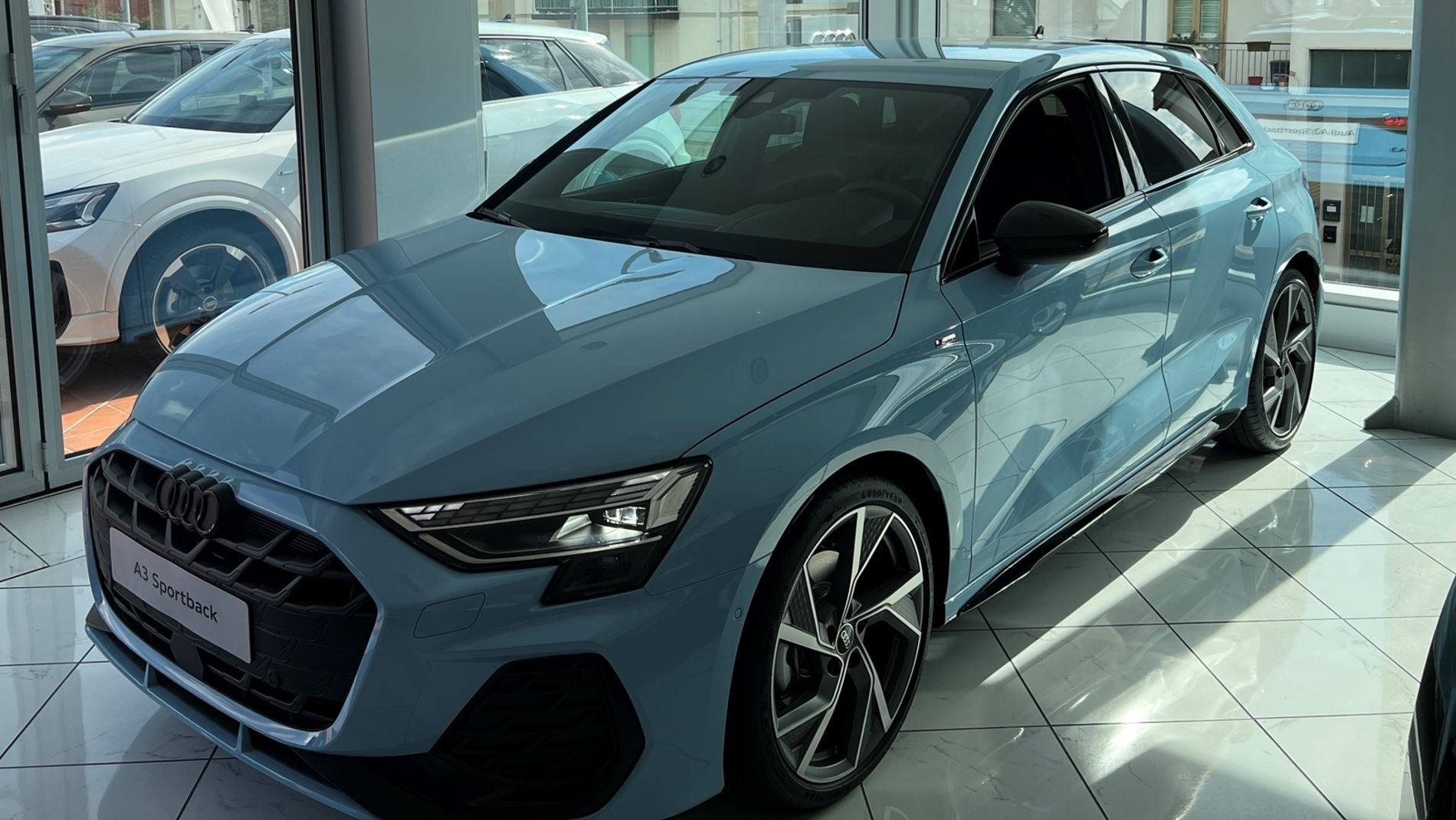 A3 Sportback 2.0 tdi S line edition 150cv s-tronic - Autosani