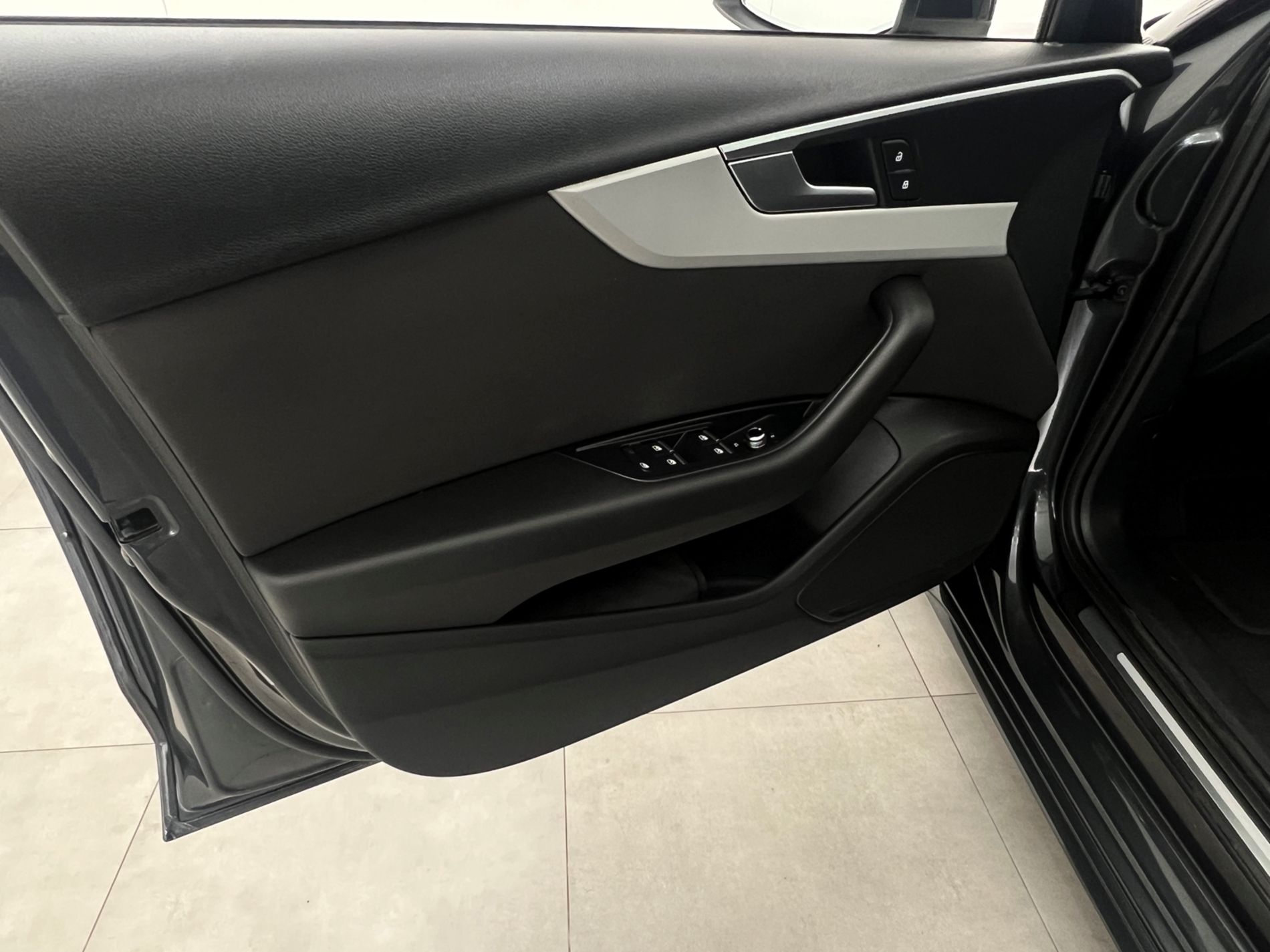 A4 Avant 35 2.0 tdi mhev Business Advanced 163cv s-tronic - Autosani