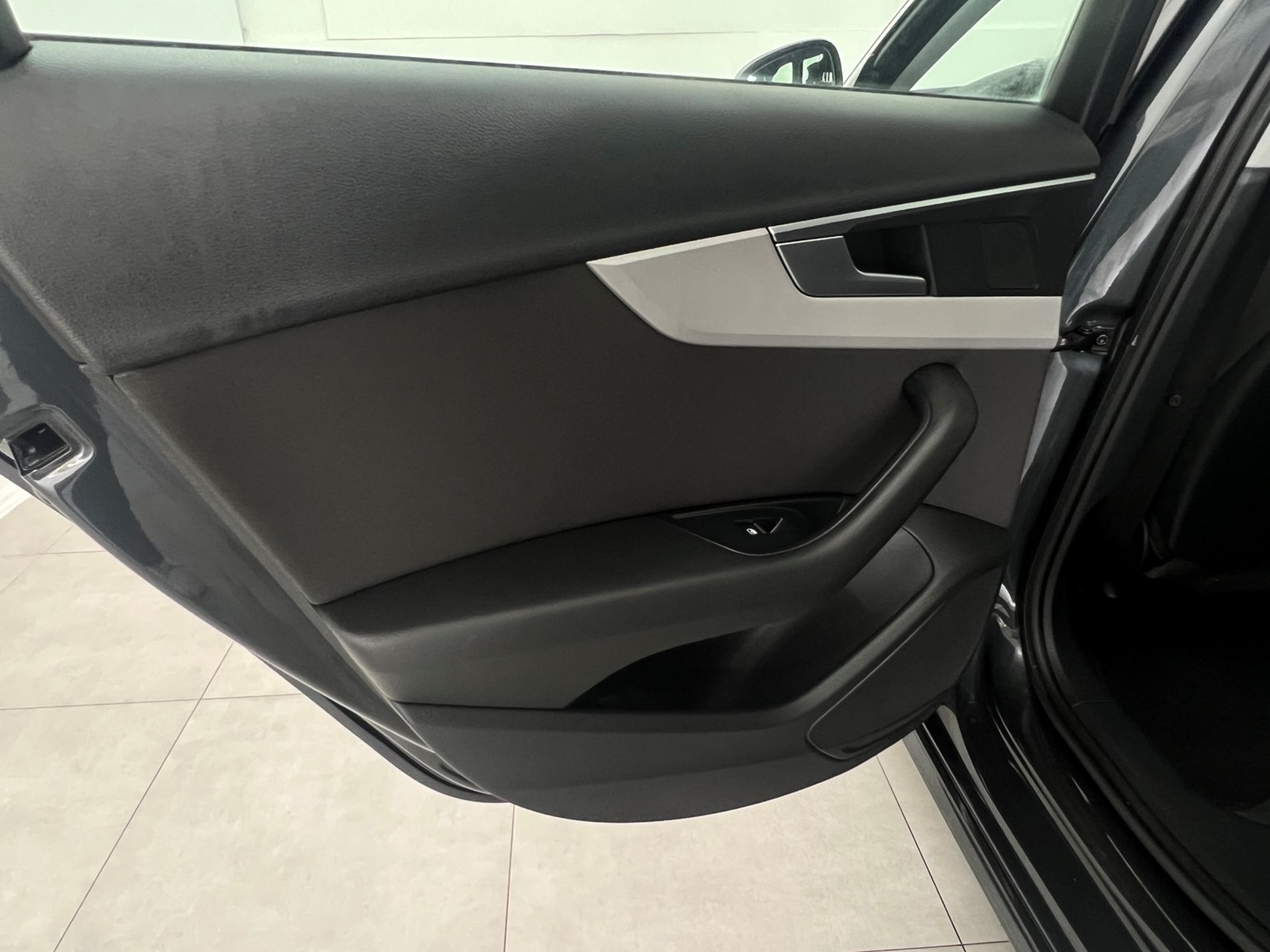 A4 Avant 35 2.0 tdi mhev Business Advanced 163cv s-tronic - Autosani