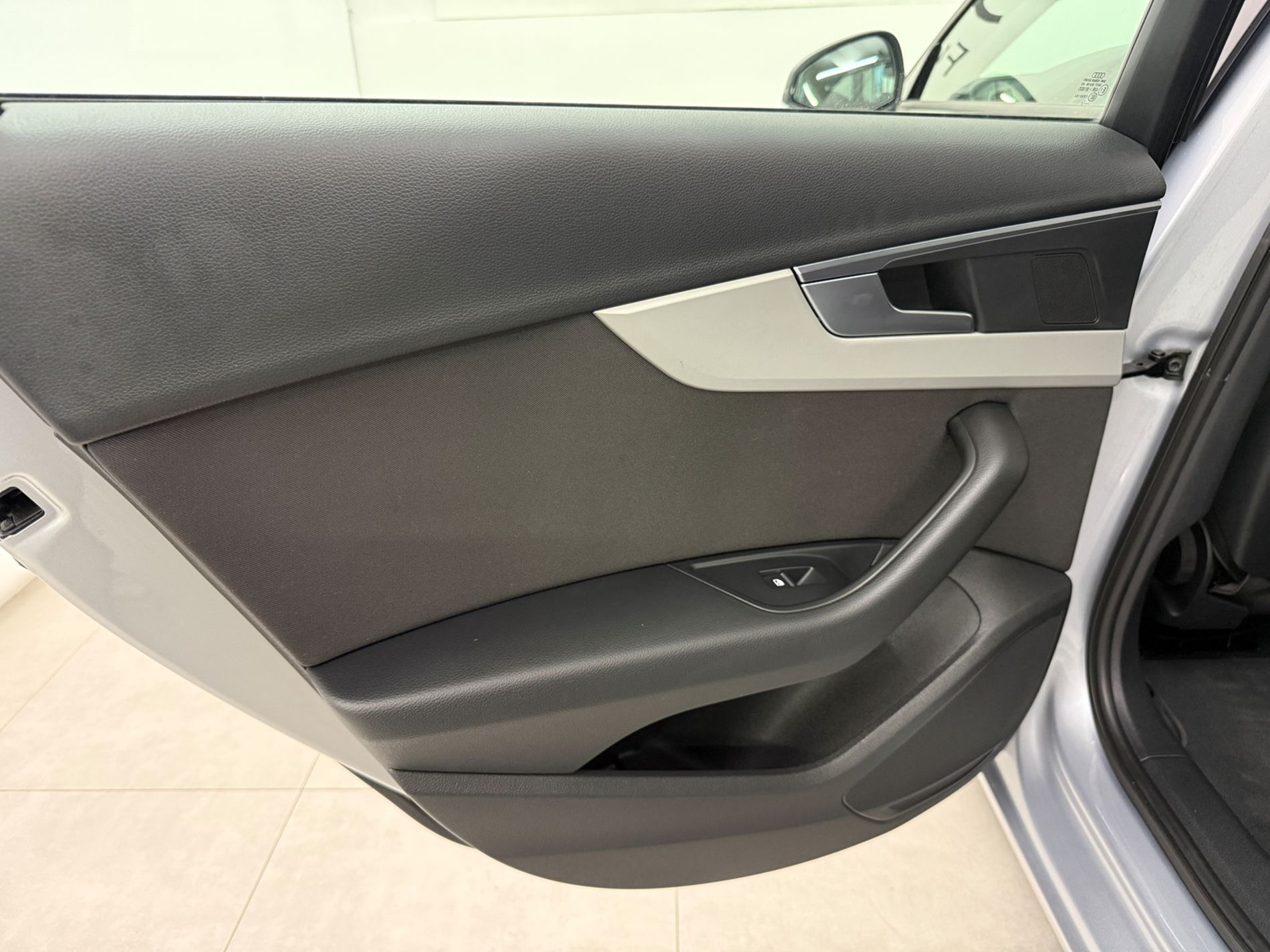 A4 Avant 40 2.0 tdi mhev Business quattro 204cv s-tronic - Autosani