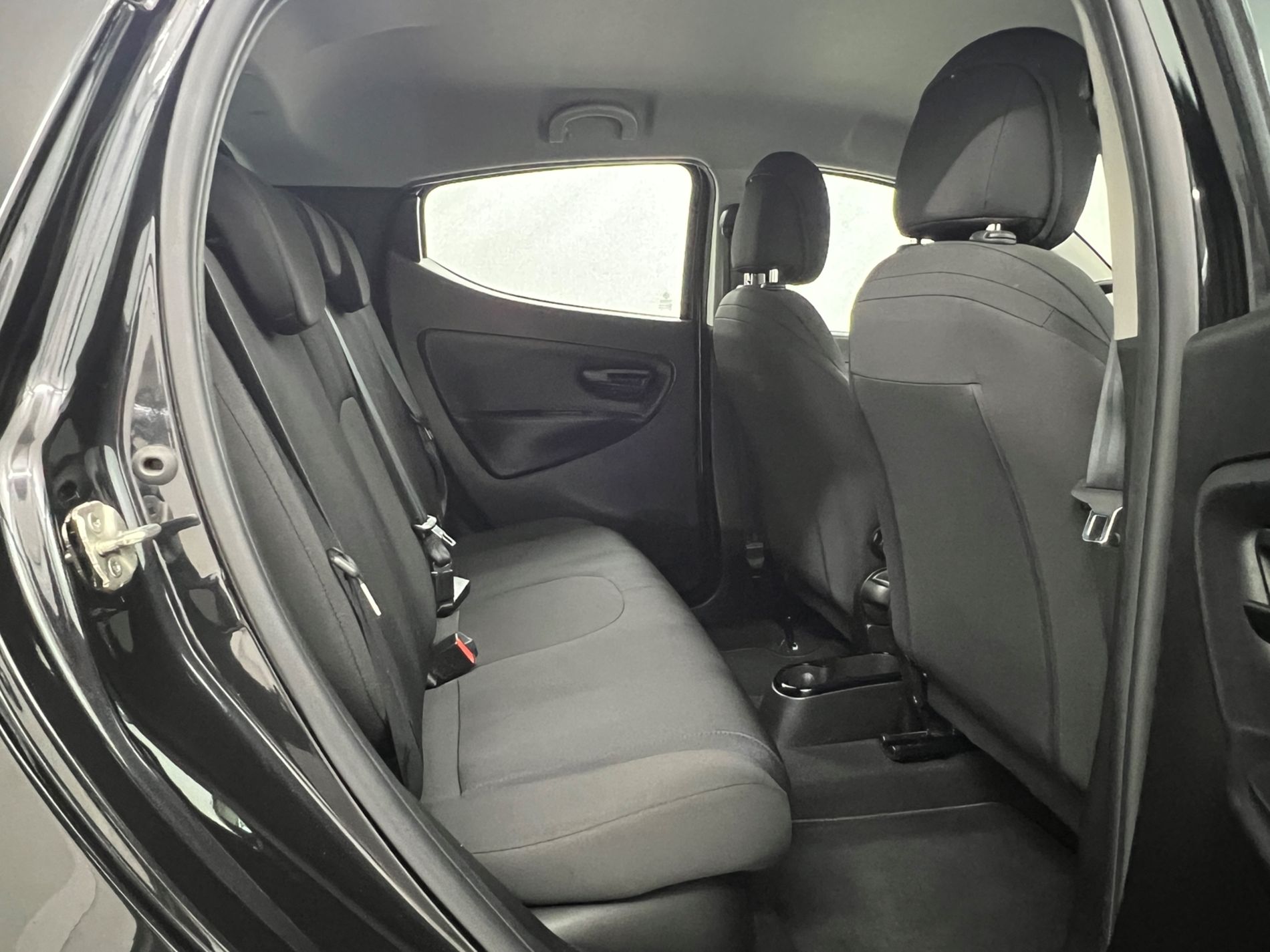 Ypsilon 1.0 firefly hybrid Gold s&s 70cv - Autosani