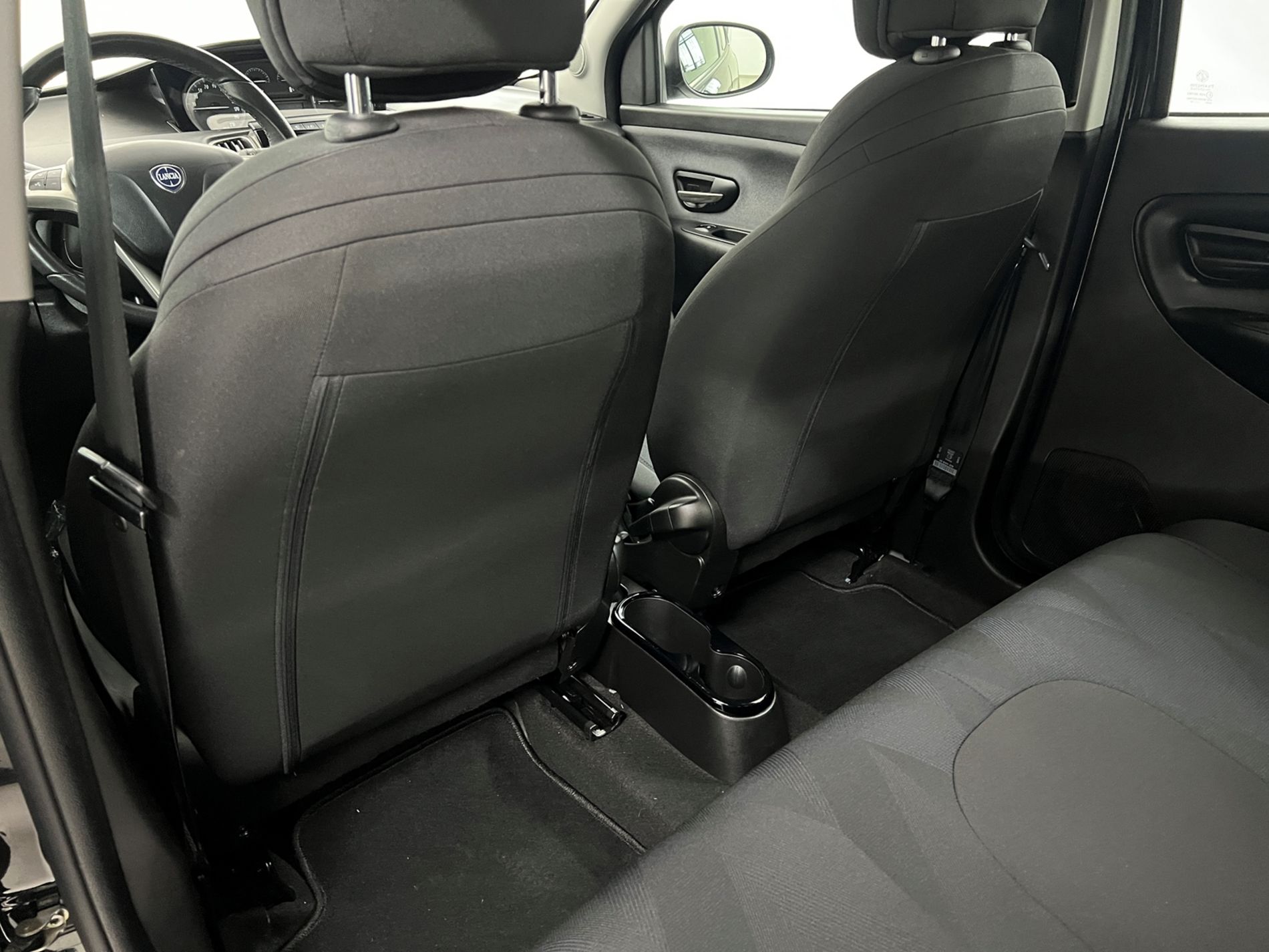 Ypsilon 1.0 firefly hybrid Gold s&s 70cv - Autosani