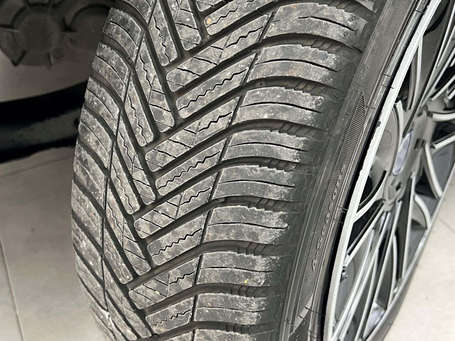 Ypsilon 1.0 firefly hybrid Gold s&s 70cv - Autosani