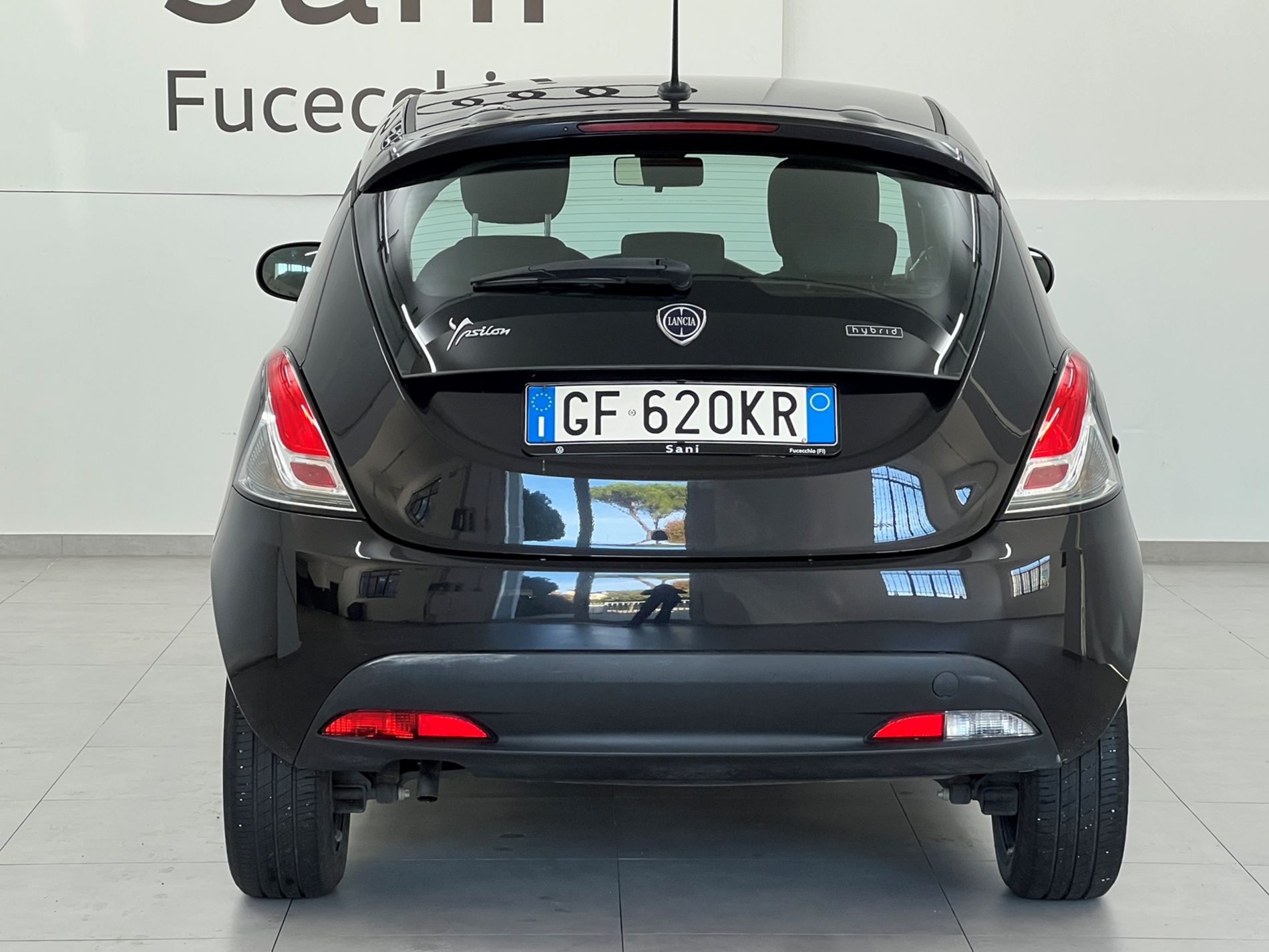 Ypsilon 1.0 firefly hybrid Silver s&s 70cv 5p.ti - Autosani