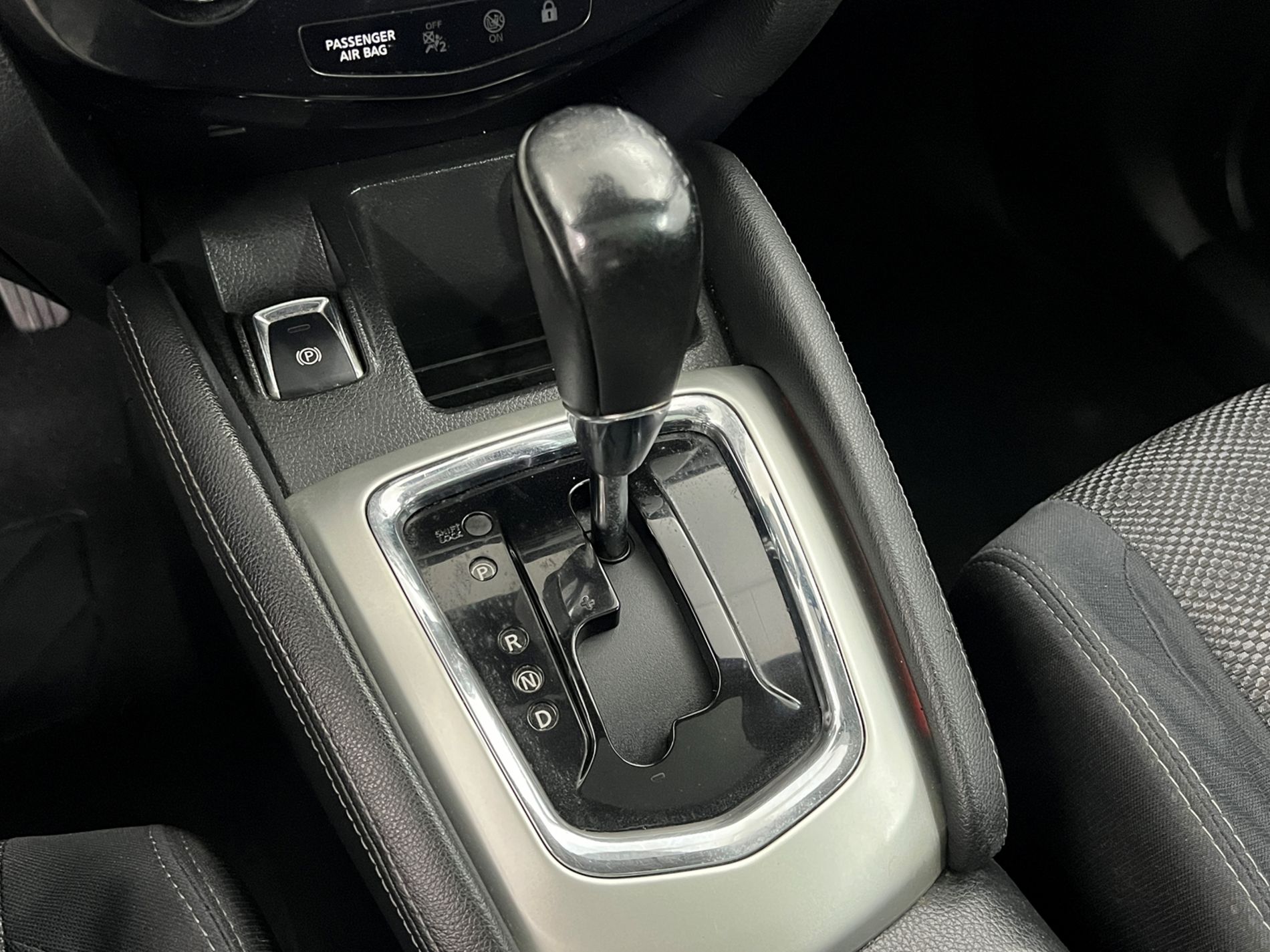 Qashqai 1.6 dci 360 2wd 130cv xtronic E6 - Autosani