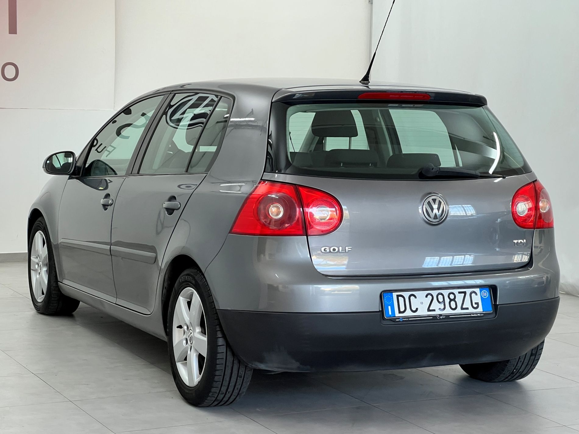 Golf 5p 1.9 tdi Comfortline 6m - Autosani