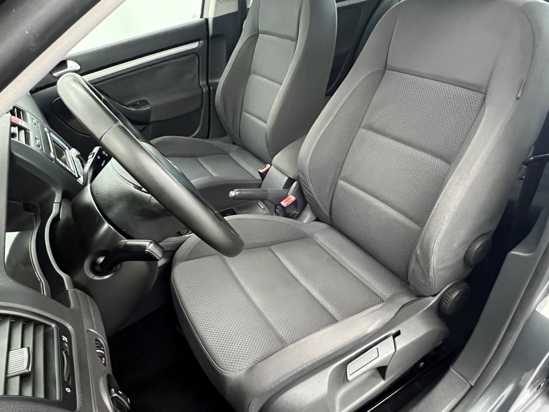 Golf 5p 1.9 tdi Comfortline 6m - Autosani