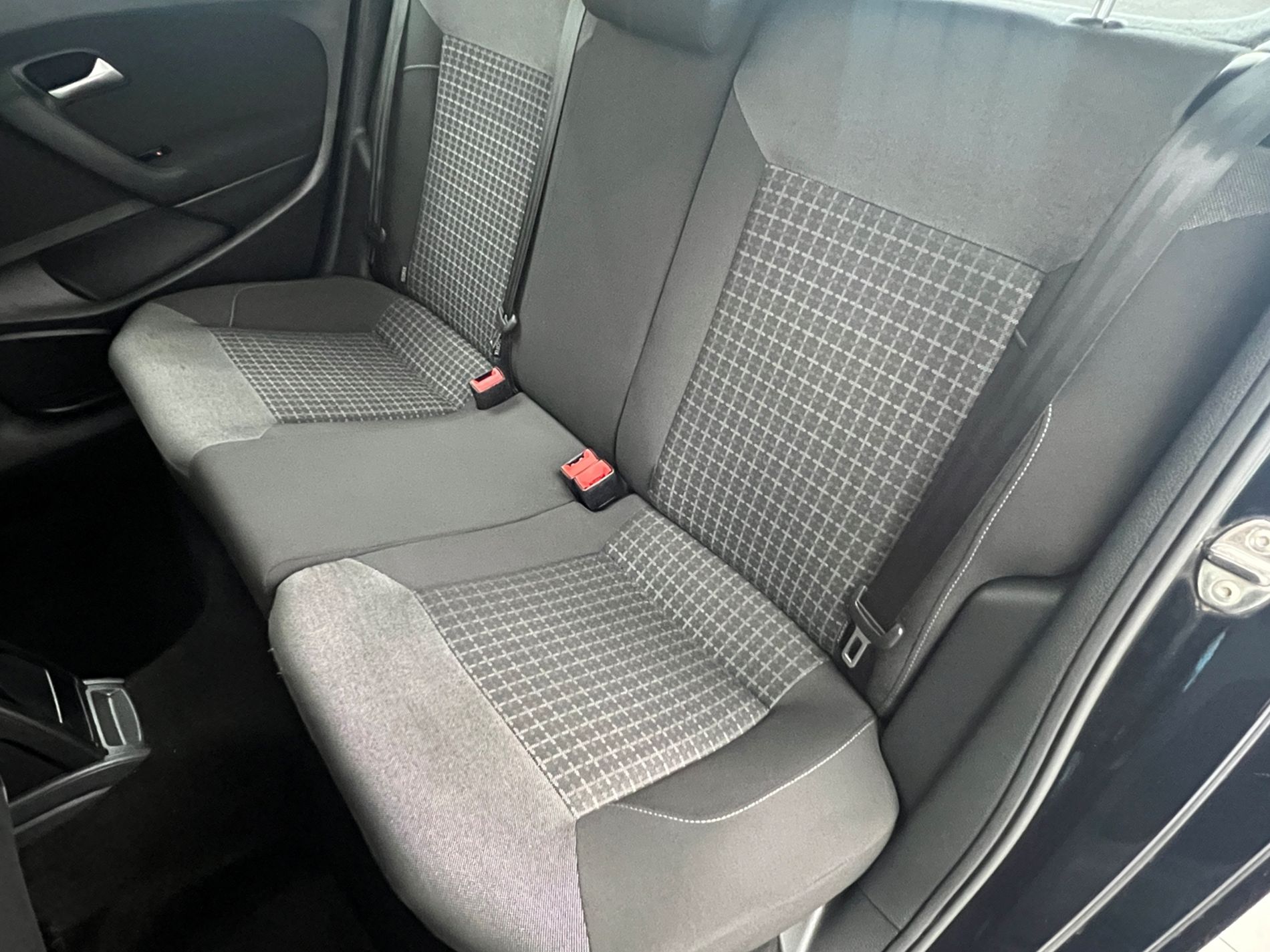 Polo 5p 1.4 tdi Comfortline 75cv - Autosani