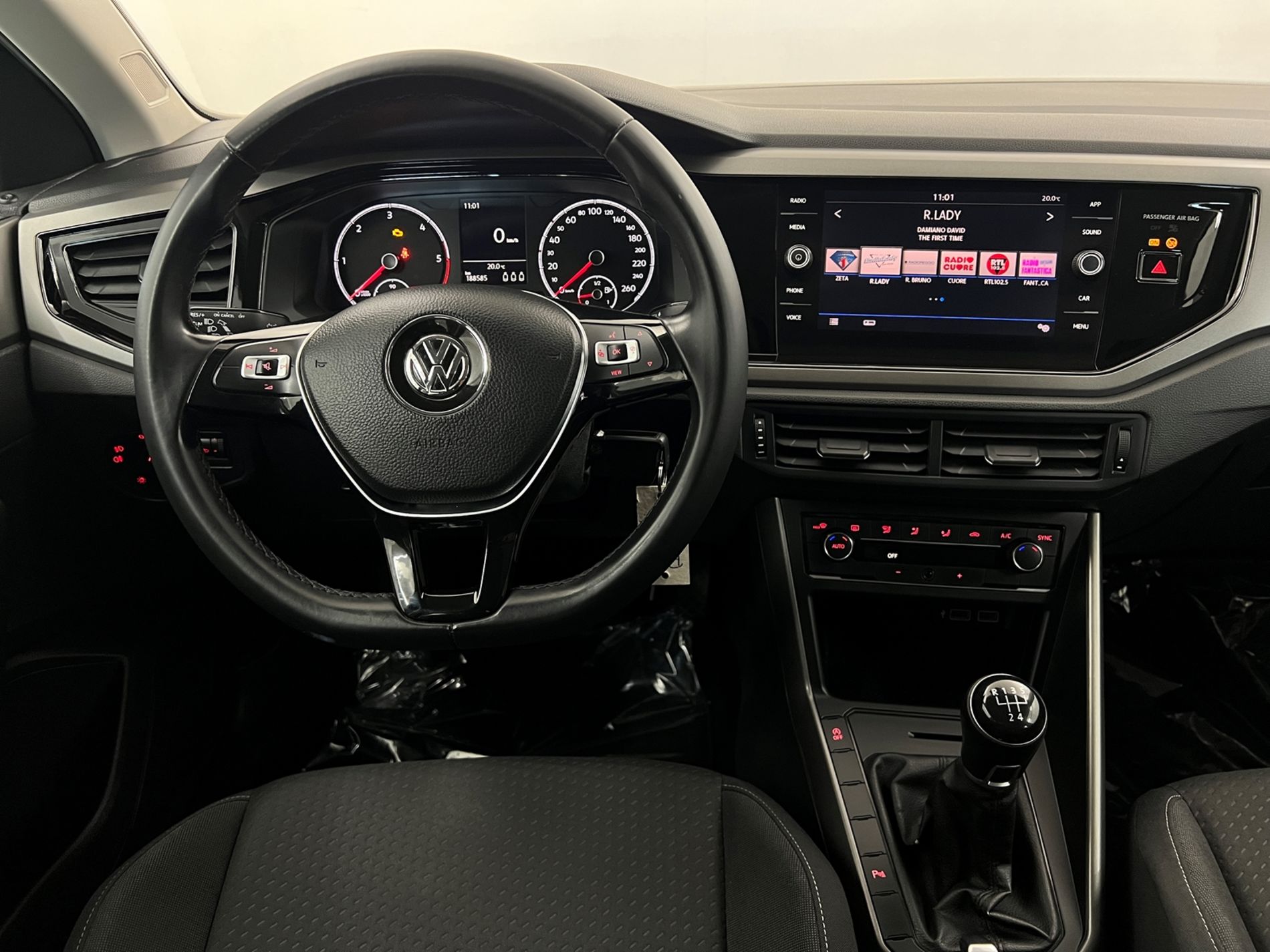 Polo 5p 1.6 tdi Comfortline 80cv - Autosani